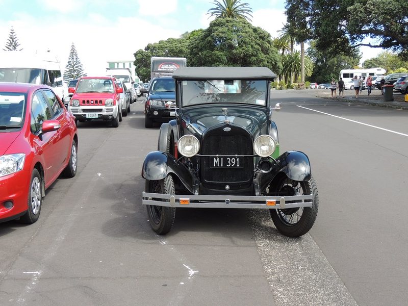 Illustration for article titled Photodump from the Ellerslie Car Show